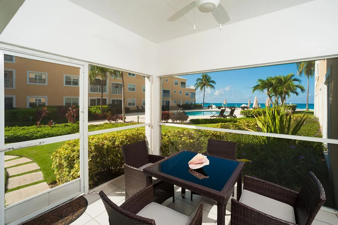 Hotel apartamentowy Regal Beach Club George Town